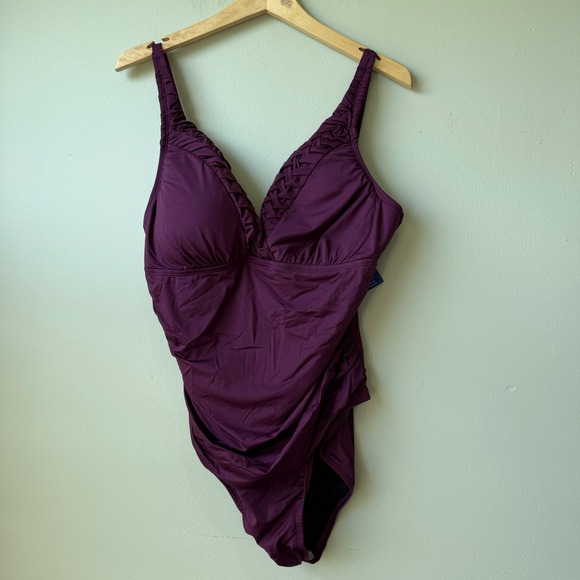 Hilor Ruched‎ One Piece Swimsuit Tummy Control Braided Plum Size 18 - Picture 1 of 3